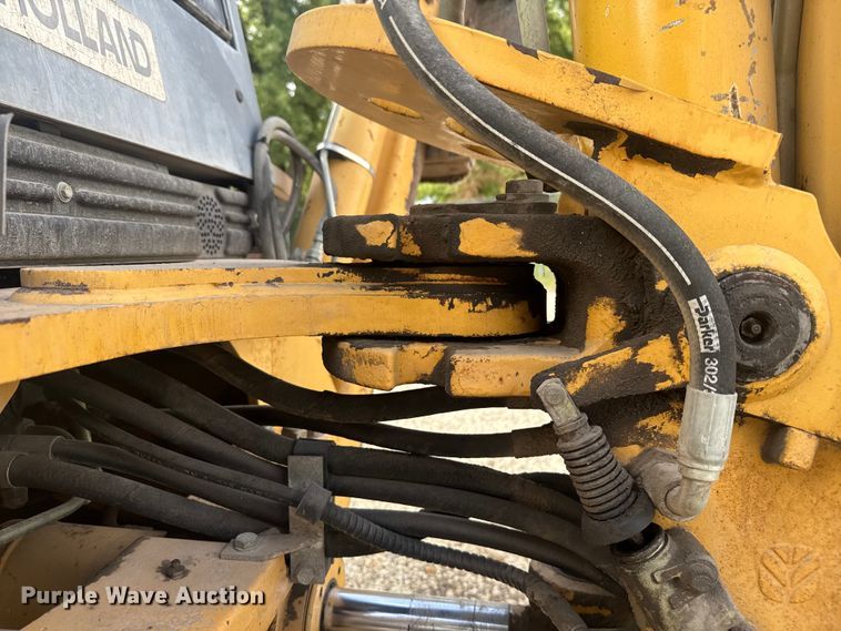 image for item EV1878 1998 New Holland 575E  backhoe