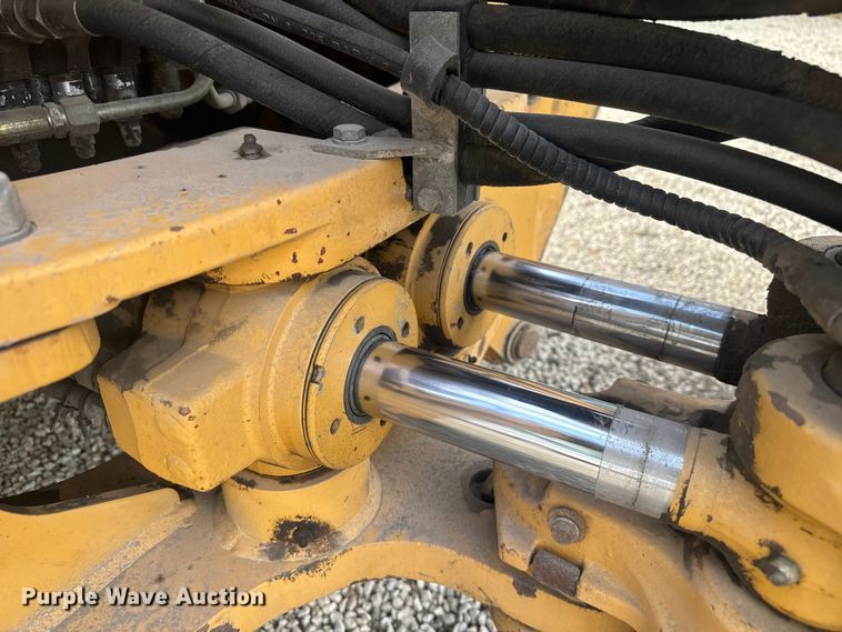 image for item EV1878 1998 New Holland 575E  backhoe