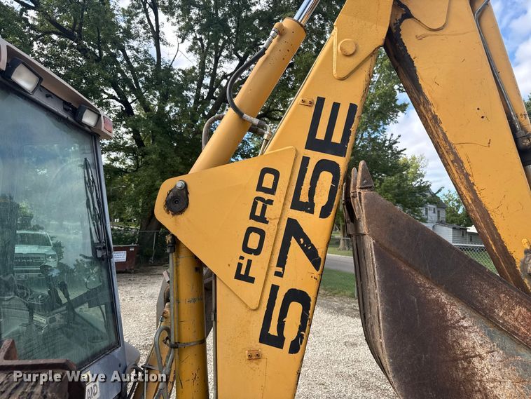 image for item EV1878 1998 New Holland 575E  backhoe