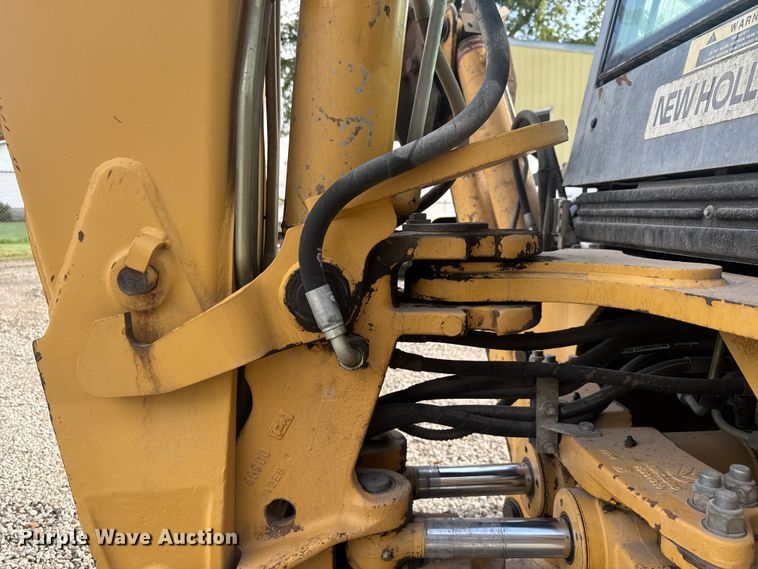 image for item EV1878 1998 New Holland 575E  backhoe