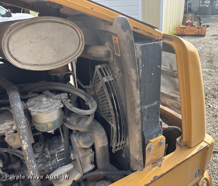 image for item EV1878 1998 New Holland 575E  backhoe