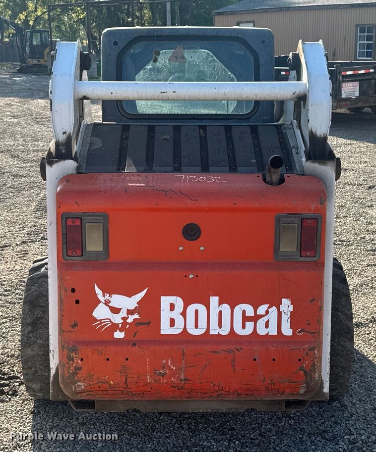 image for item EV1879 2005 Bobcat S185 skid steer loader