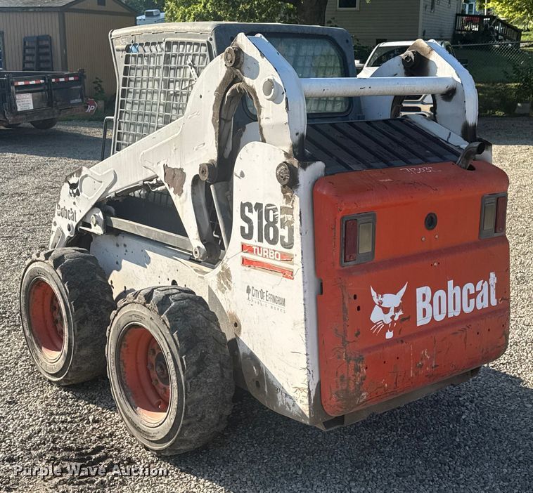 image for item EV1879 2005 Bobcat S185 skid steer loader