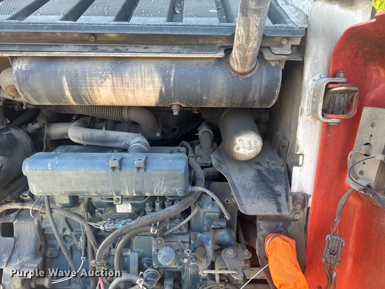 image for item EV1879 2005 Bobcat S185 skid steer loader