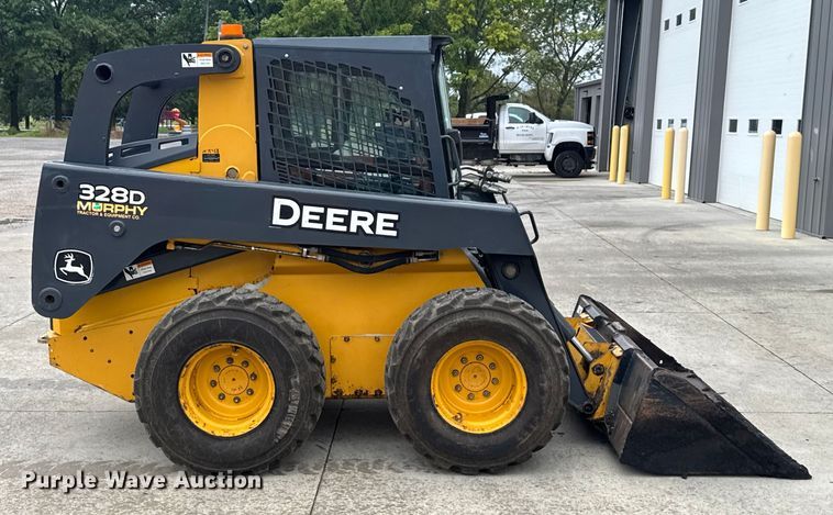 MINI CARGADOR SOBRE RUEDAS 2010 JOHN DEERE 328D