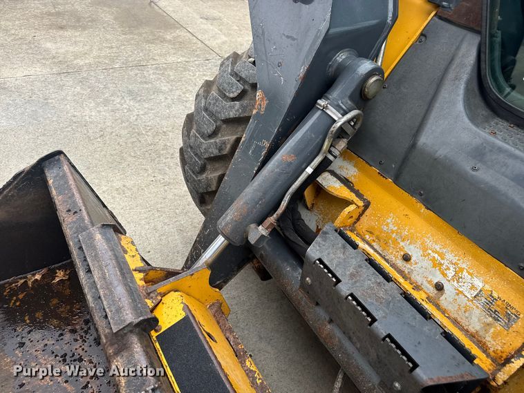 image for item EV1903 2010 John Deere 328D  skid steer loader