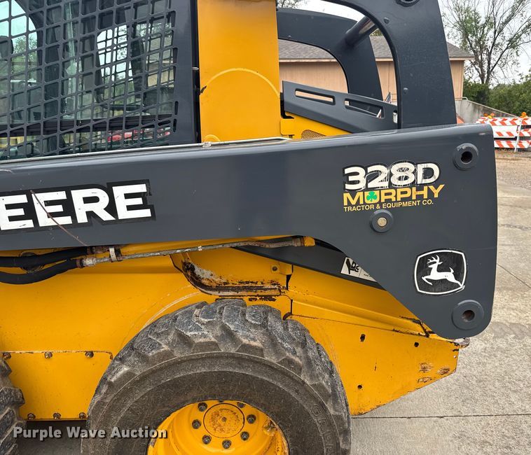 image for item EV1903 2010 John Deere 328D  skid steer loader