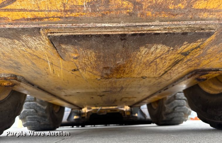 image for item EV1903 2010 John Deere 328D  skid steer loader