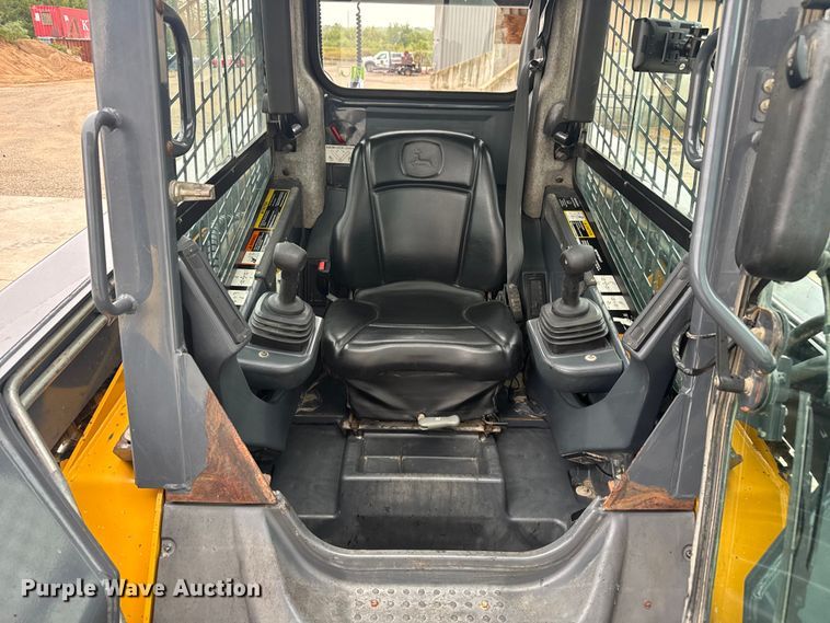 image for item EV1903 2010 John Deere 328D  skid steer loader
