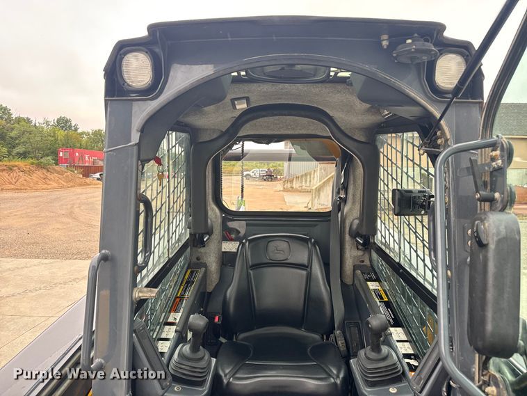 image for item EV1903 2010 John Deere 328D  skid steer loader