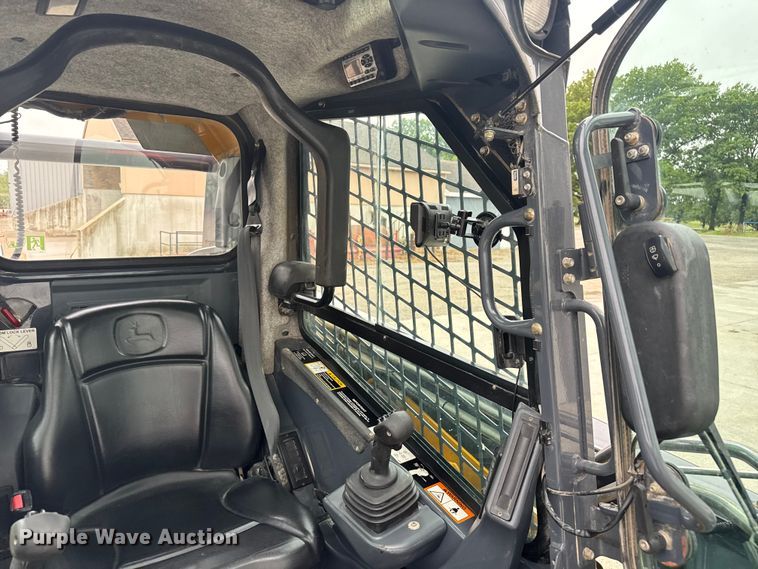 image for item EV1903 2010 John Deere 328D  skid steer loader