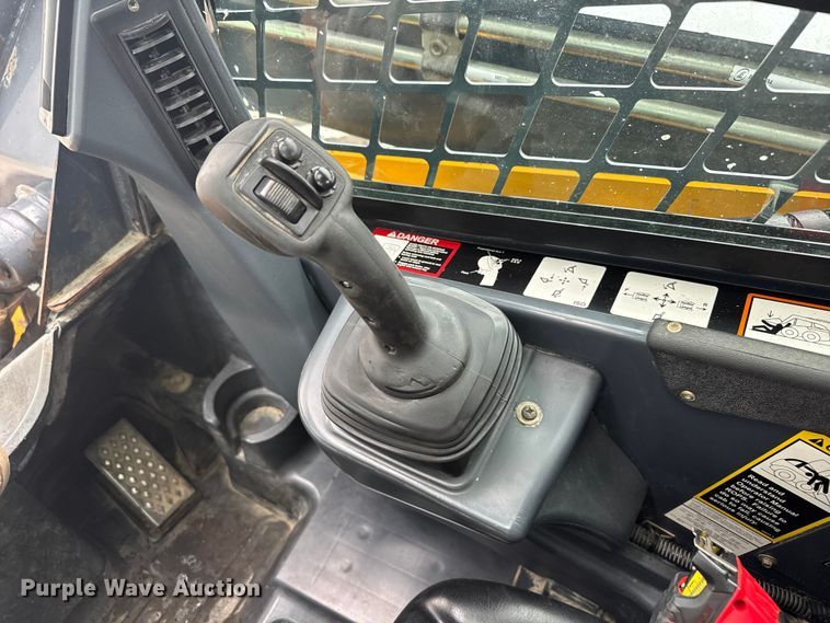 image for item EV1903 2010 John Deere 328D  skid steer loader