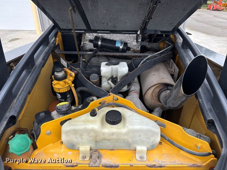 image for item EV1903 2010 John Deere 328D  skid steer loader