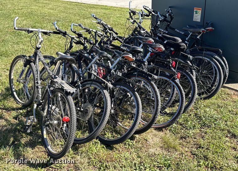 image for item EV1930 (11) Trek bicycles