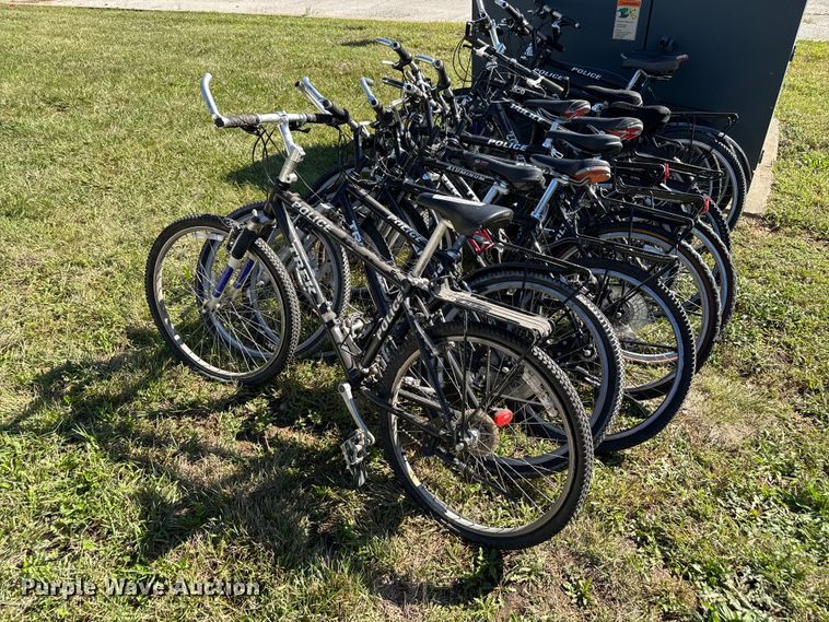 image for item EV1930 (11) Trek bicycles