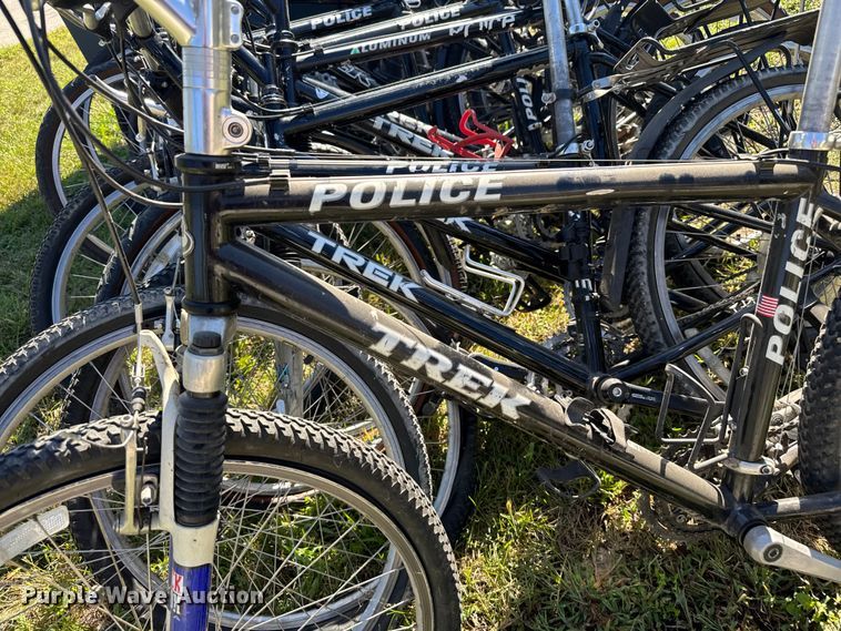 image for item EV1930 (11) Trek bicycles