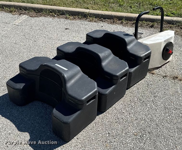 image for item EV1931 ATV attachments