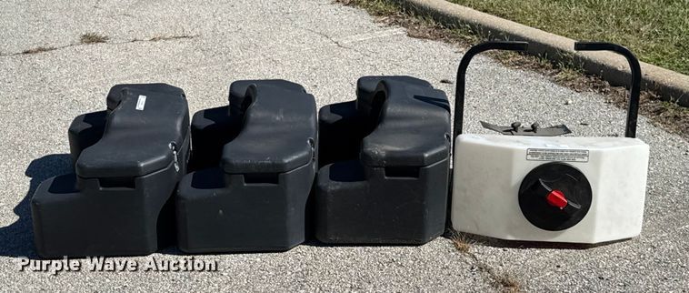 image for item EV1931 ATV attachments