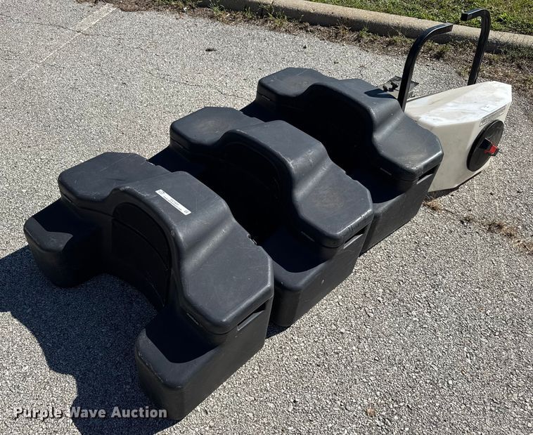 image for item EV1931 ATV attachments