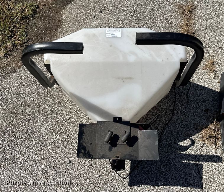 image for item EV1931 ATV attachments