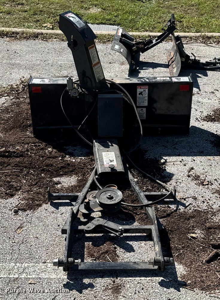 image for item EV1936 Rad 892008 Snow blower