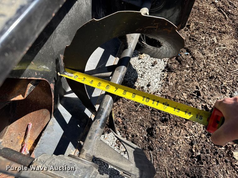 image for item EV1936 Rad 892008 Snow blower