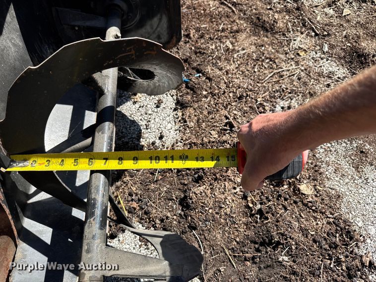 image for item EV1936 Rad 892008 Snow blower