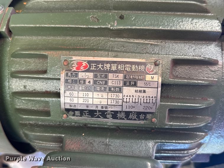 image for item EV1937 Jet JVM-626 milling machine