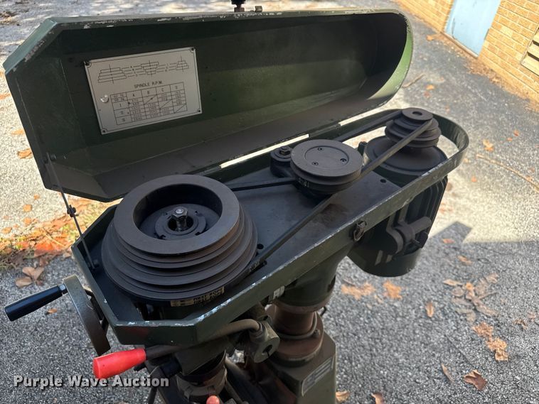 image for item EV1937 Jet JVM-626 milling machine