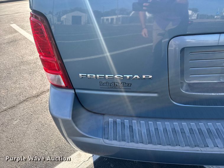 image for item EV1973 2007 Ford Freestar van
