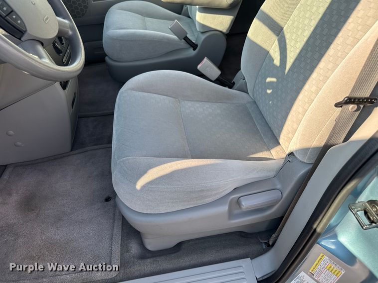 image for item EV1973 2007 Ford Freestar van