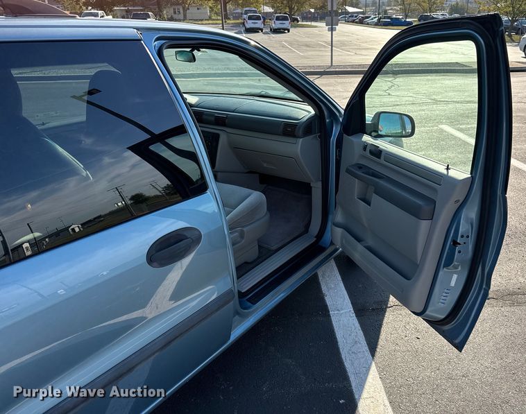 image for item EV1973 2007 Ford Freestar van