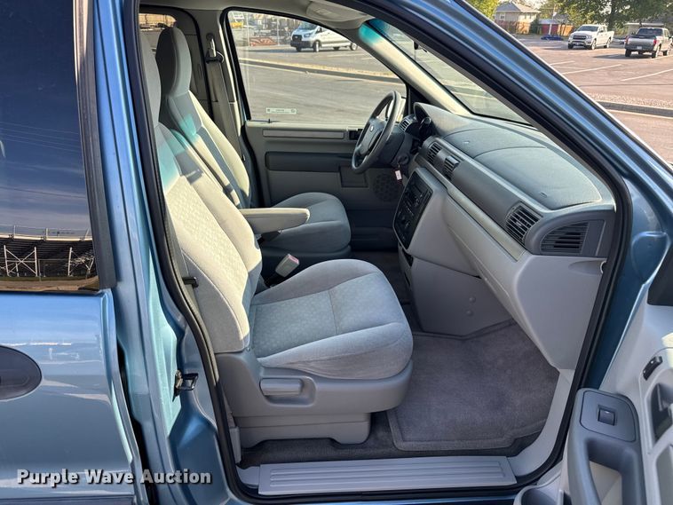 image for item EV1973 2007 Ford Freestar van