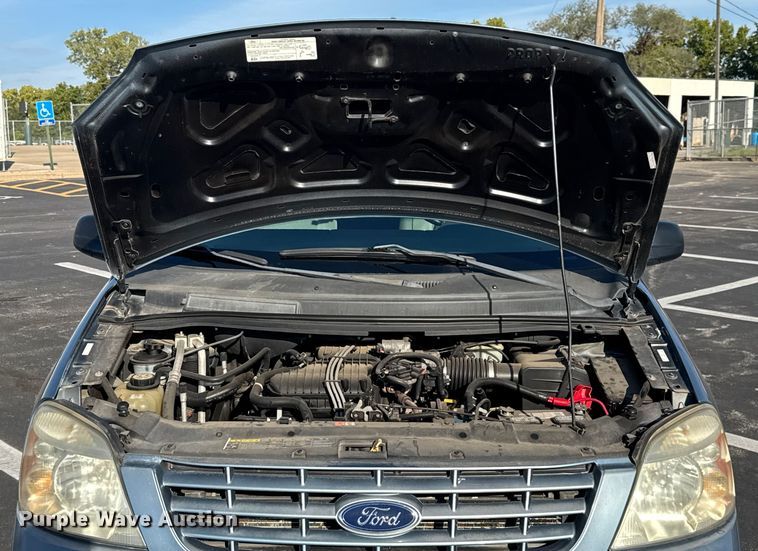 image for item EV1973 2007 Ford Freestar van