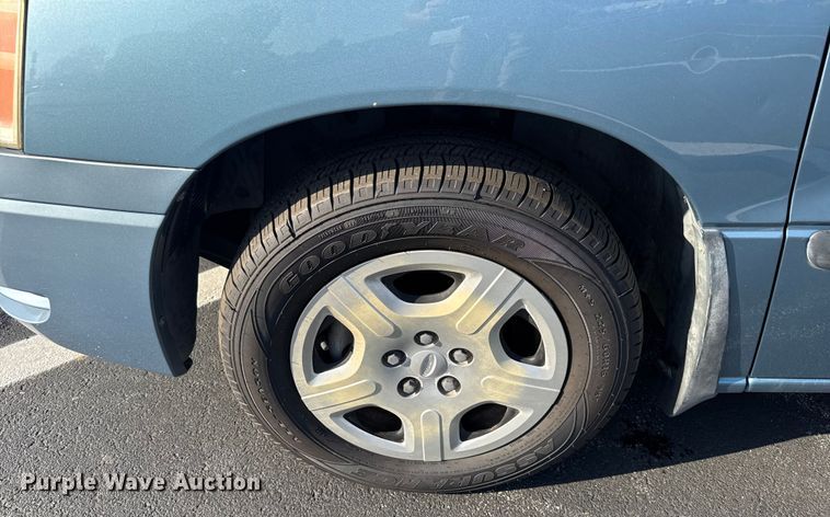 image for item EV1973 2007 Ford Freestar van