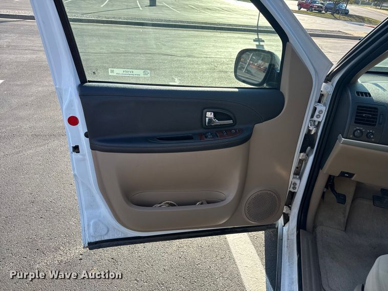 image for item EV1974 2008 Chevrolet Uplander van