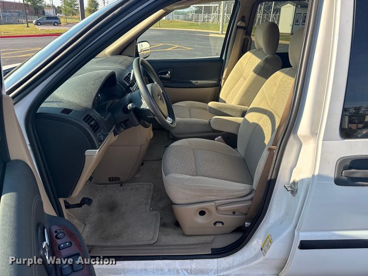 image for item EV1974 2008 Chevrolet Uplander van