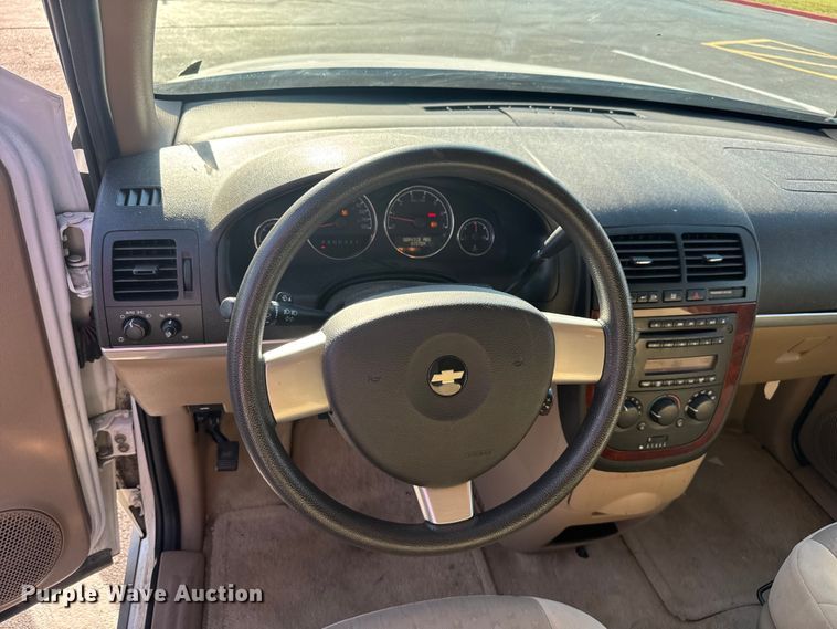 image for item EV1974 2008 Chevrolet Uplander van