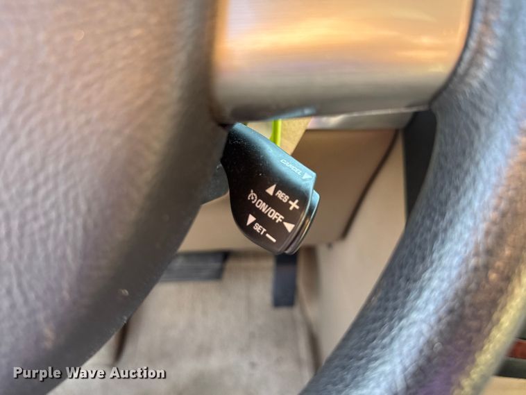 image for item EV1974 2008 Chevrolet Uplander van