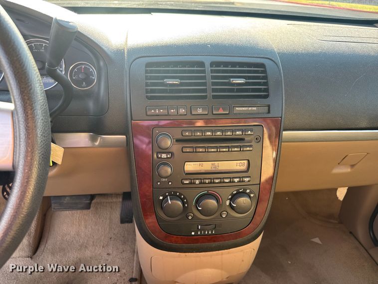 image for item EV1974 2008 Chevrolet Uplander van