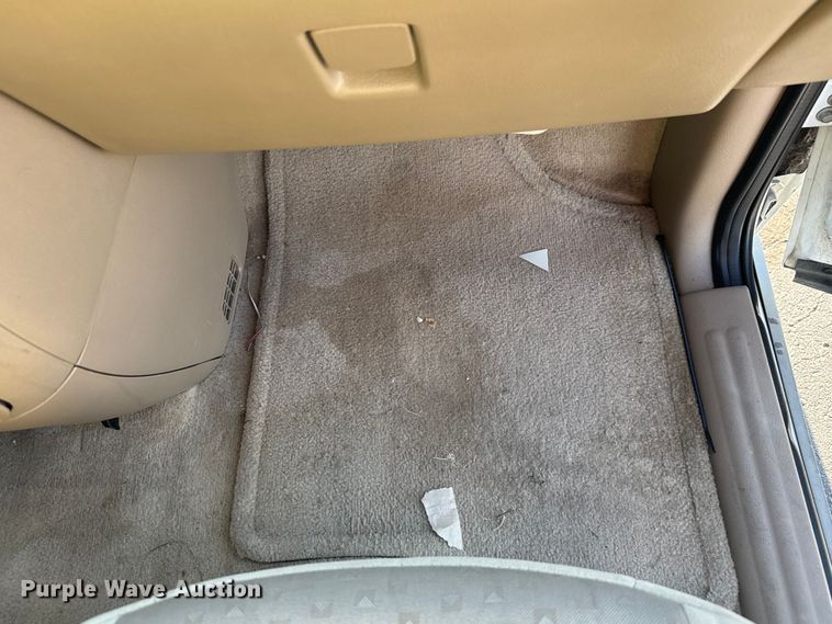 image for item EV1974 2008 Chevrolet Uplander van