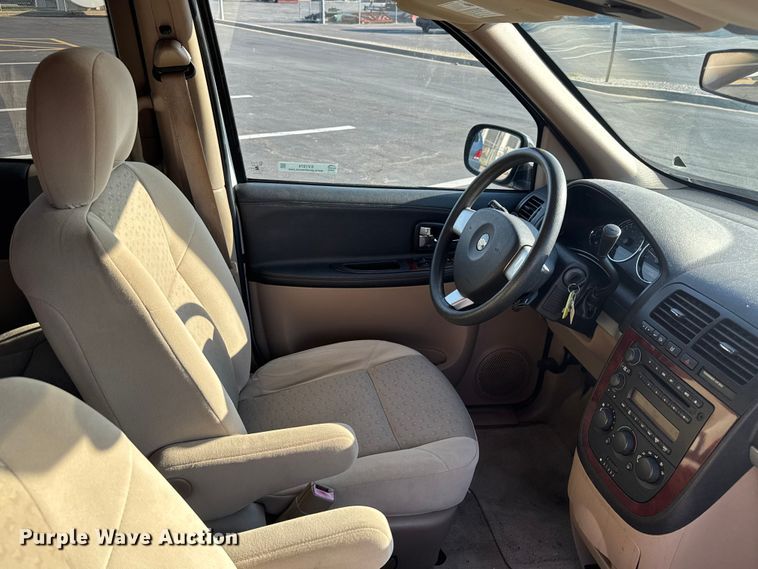 image for item EV1974 2008 Chevrolet Uplander van