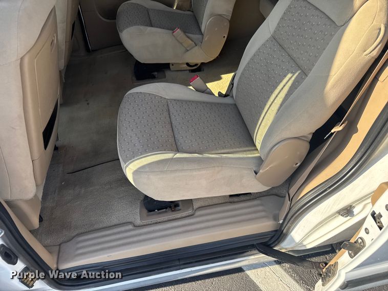 image for item EV1974 2008 Chevrolet Uplander van