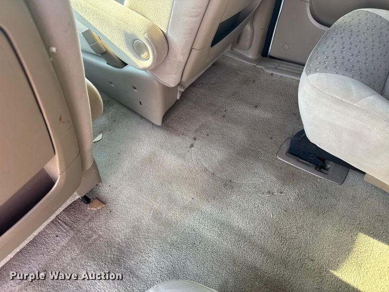 image for item EV1974 2008 Chevrolet Uplander van