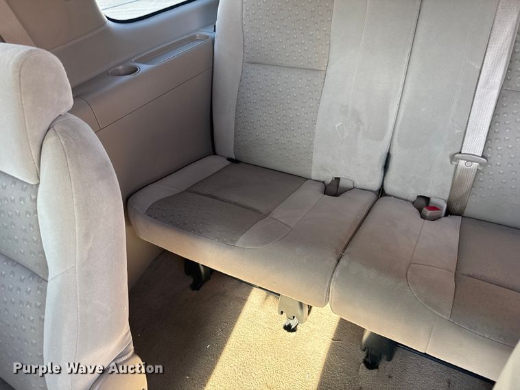 image for item EV1974 2008 Chevrolet Uplander van