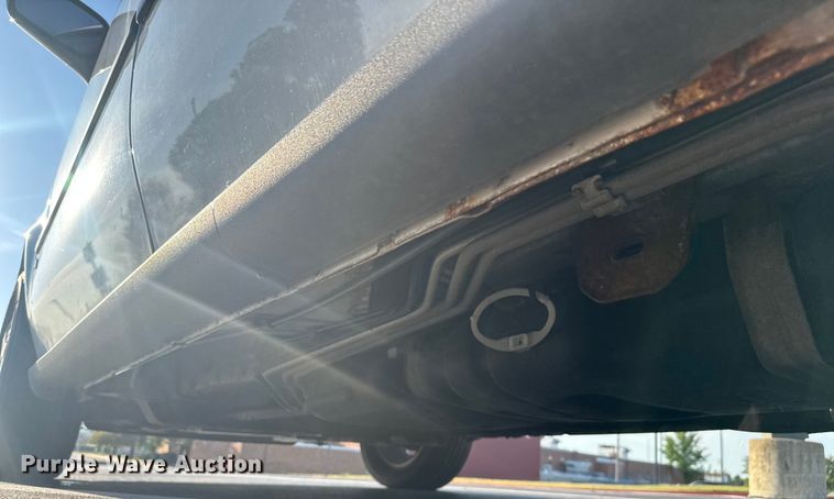 image for item EV1975 2008 Chevrolet Uplander LS van