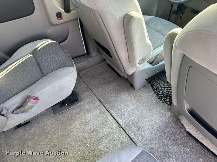 image for item EV1975 2008 Chevrolet Uplander LS van