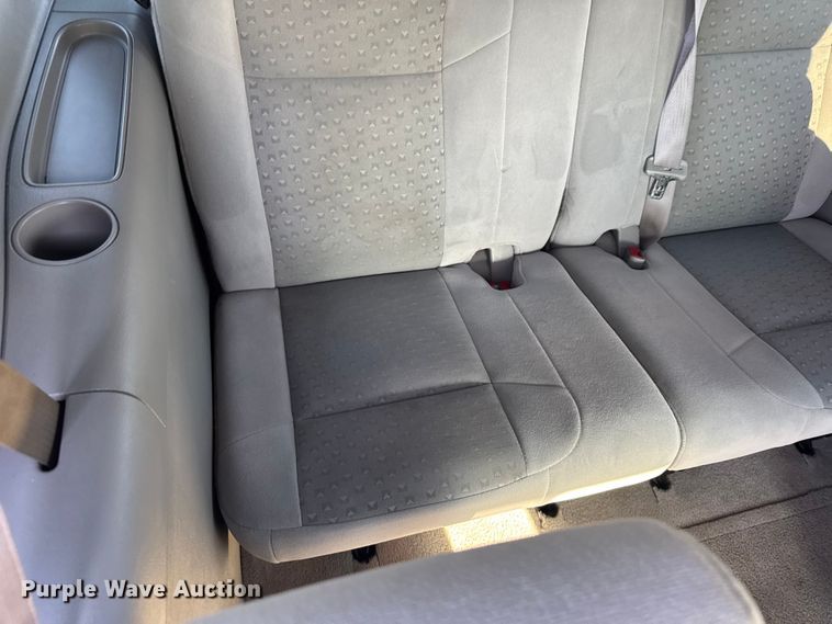 image for item EV1975 2008 Chevrolet Uplander LS van