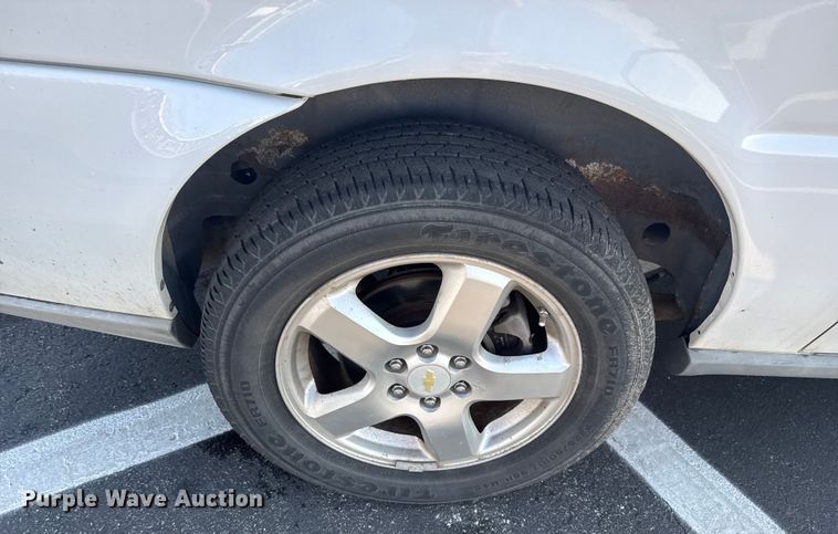 image for item EV1975 2008 Chevrolet Uplander LS van