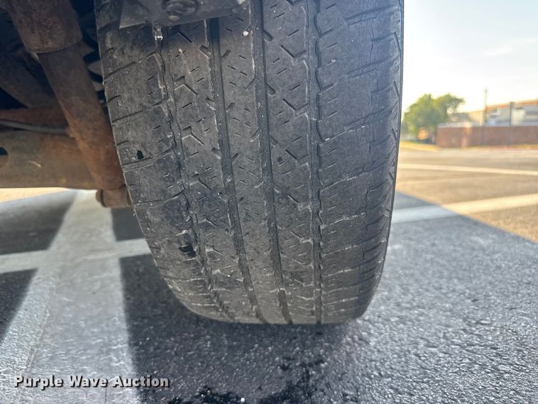 image for item EV1975 2008 Chevrolet Uplander LS van